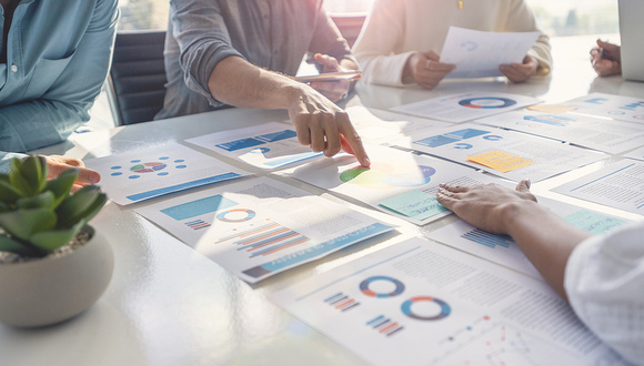 亚马逊9连跌创近20年来纪录，巨额支出计划持续影响市场信心